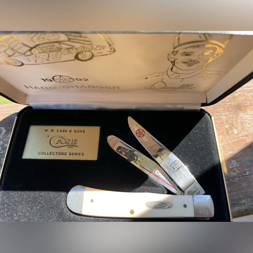 Davey Allison Case Collector Series Hard Charger Knife 1992 - Picture 2 of 4